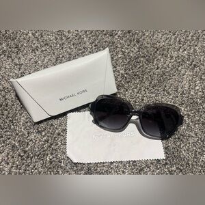 Michael Kors Suz MK2055 329911 Black Square Sunglasses Frames 56-17 140 Designer